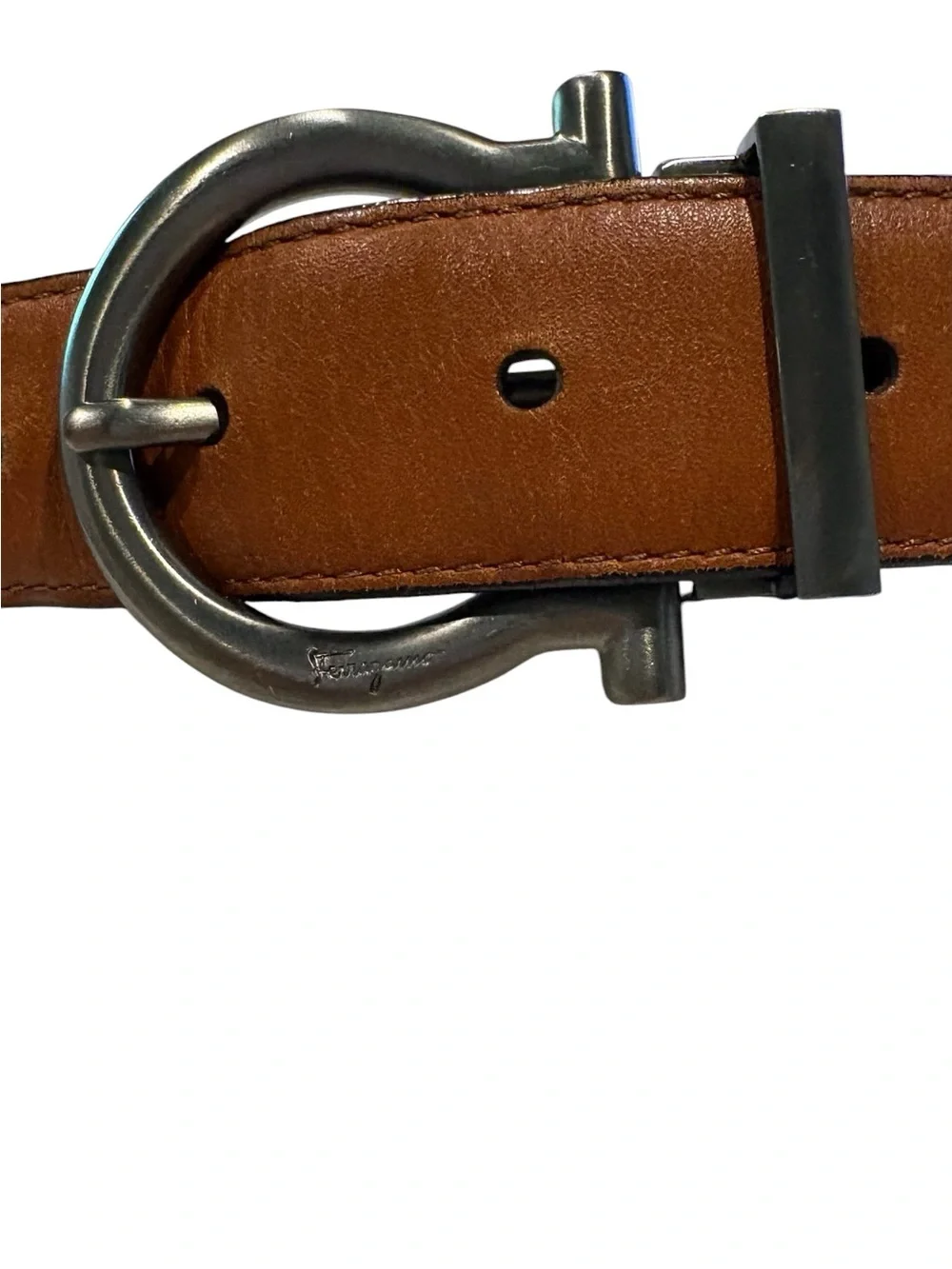 Salvatore Ferragamo - Men's Gancini Buckle Reversible leather belt. size 40